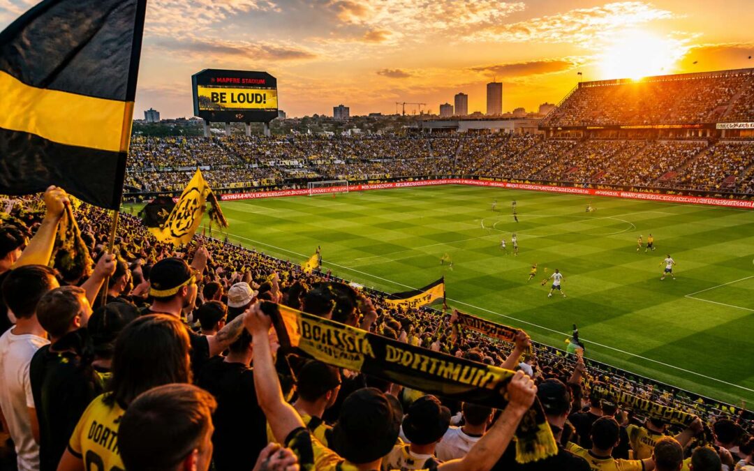 Plan weekend away games for your next team getaway.